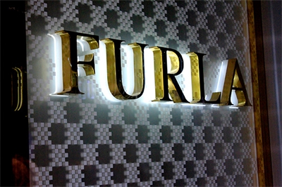 制作精品不銹鋼發(fā)光字的外觀特點(diǎn) 制作精品不銹鋼發(fā)光字的外觀特點(diǎn)