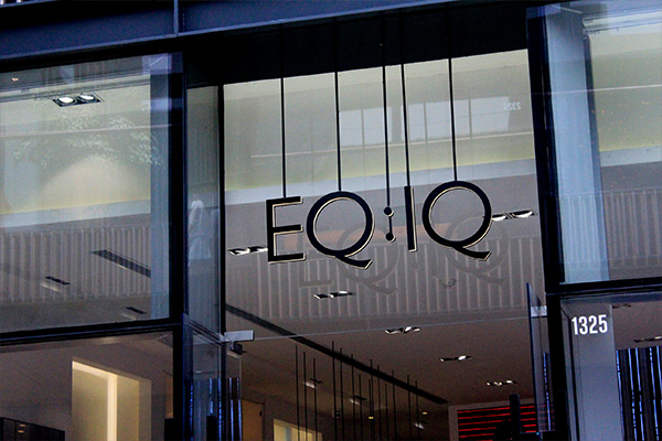 標(biāo)識(shí)標(biāo)牌